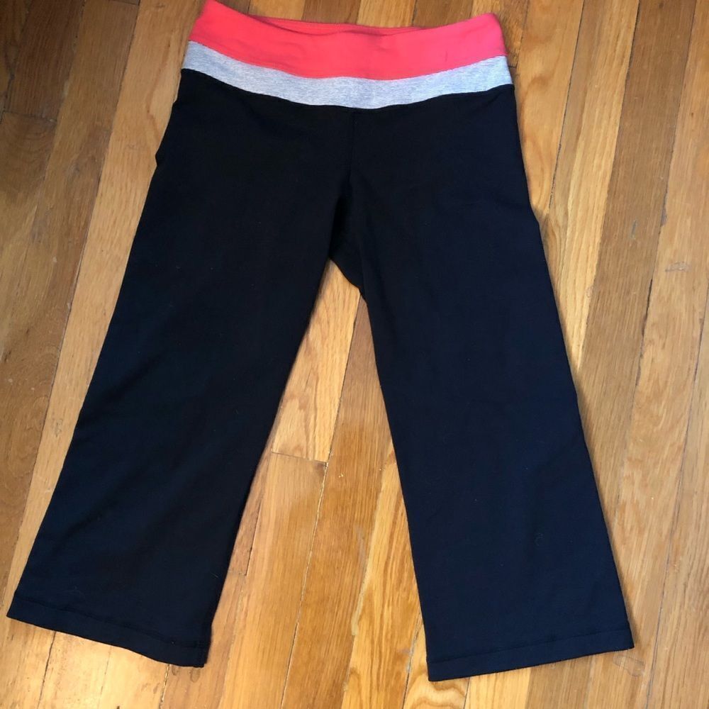 Lululemon Cropped Pants